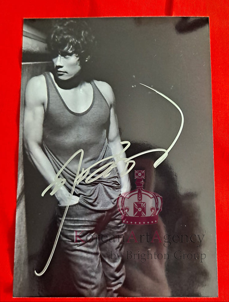 Lee Byun Hun Limited Rare Collection of Photo Exhibition in Japan by Photographer Karl Lagerfeld Autographed by LBH – Film &…