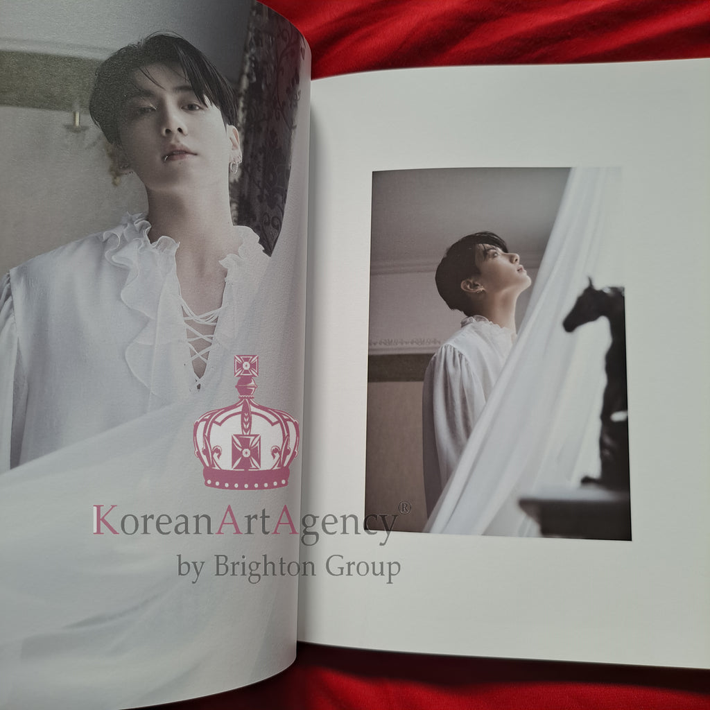 BTS Jungkook Photo-Folio Me, Myself, and Jungkook: Time Difference Special 8 Autograph