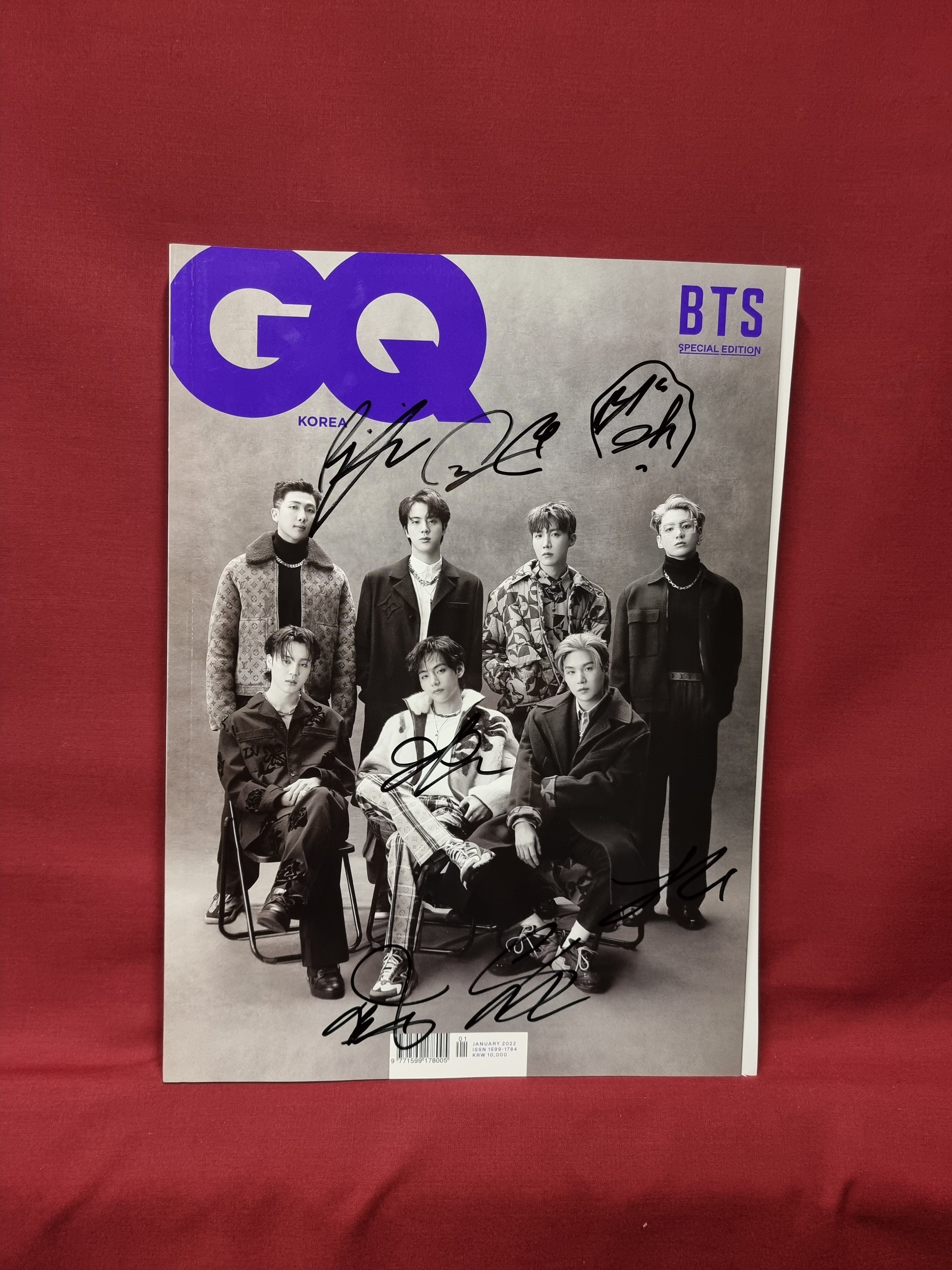 GQ VOGUE BTS Cover Special Edition Autographed JIN, V, J-HOPE, JIMIN, RM, JUNGKOOK, JIN